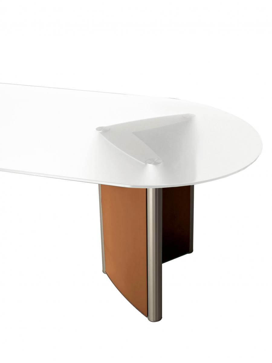 Lomacasa_Pellizzoni_Valeo-Table_Descrizione